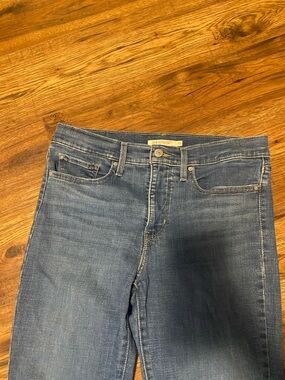 Levi's Women's Straight Leg Jeans - Medium Blue Denim